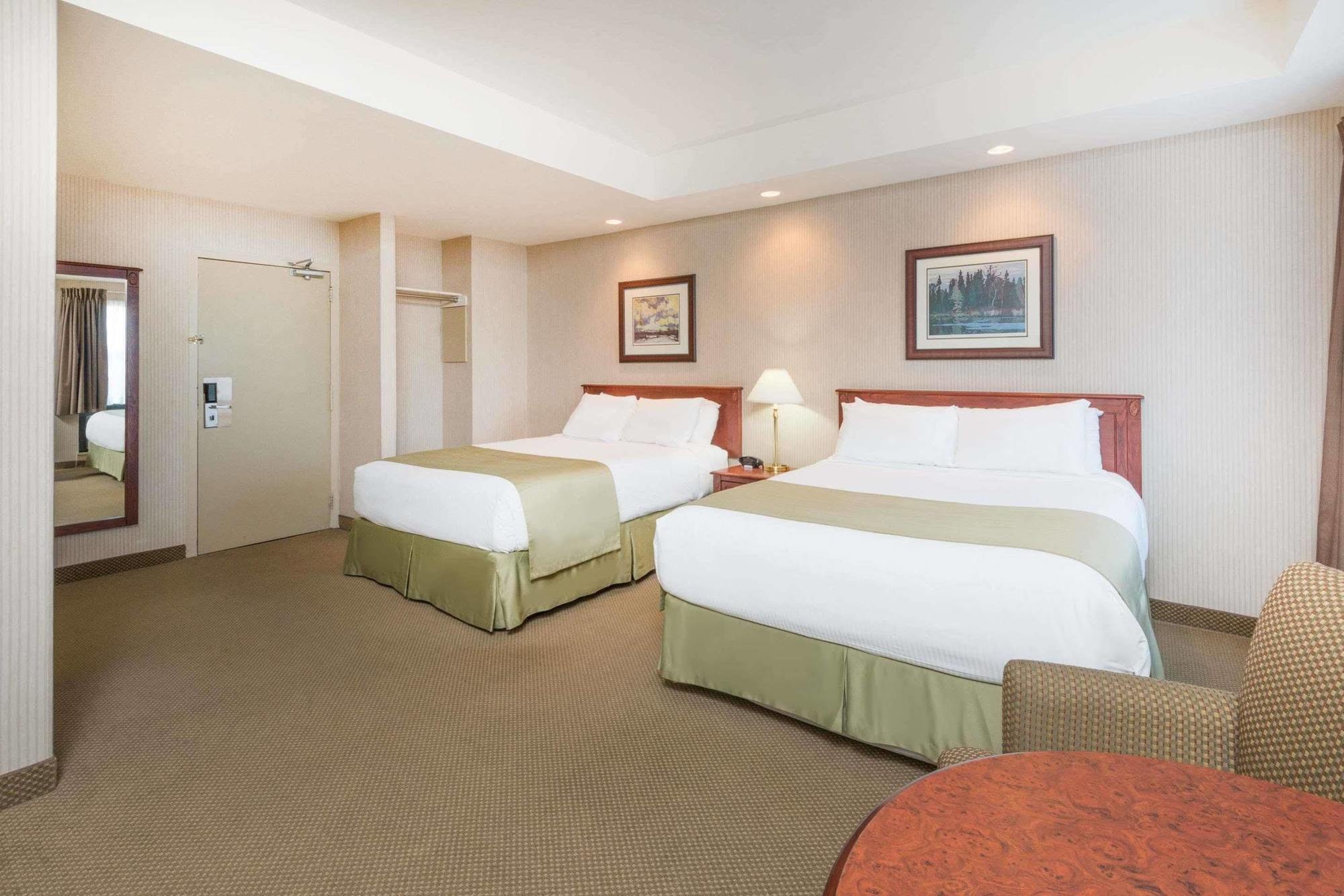 Ramada By Wyndham St. John'S Hotel Buitenkant foto